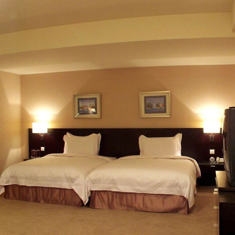 Lakeshore Hotel Metropolis Kota Hsinchu Bagian luar foto