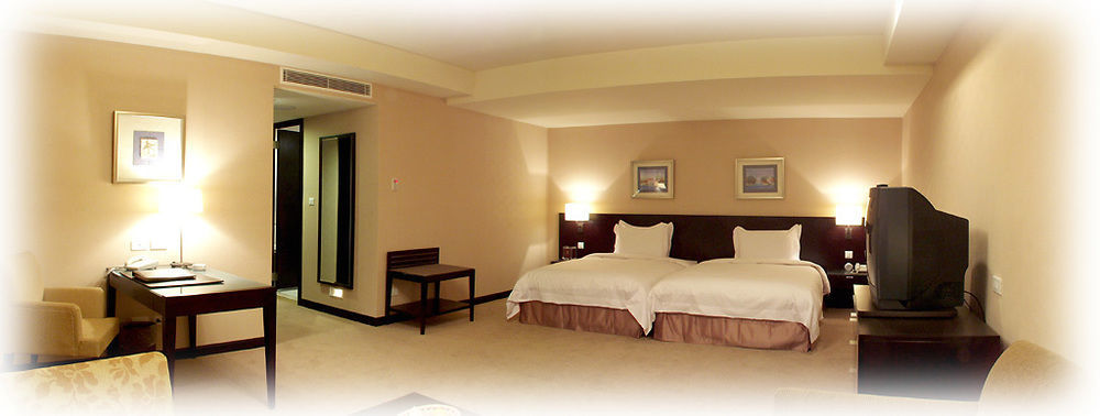 Lakeshore Hotel Metropolis Kota Hsinchu Bagian luar foto